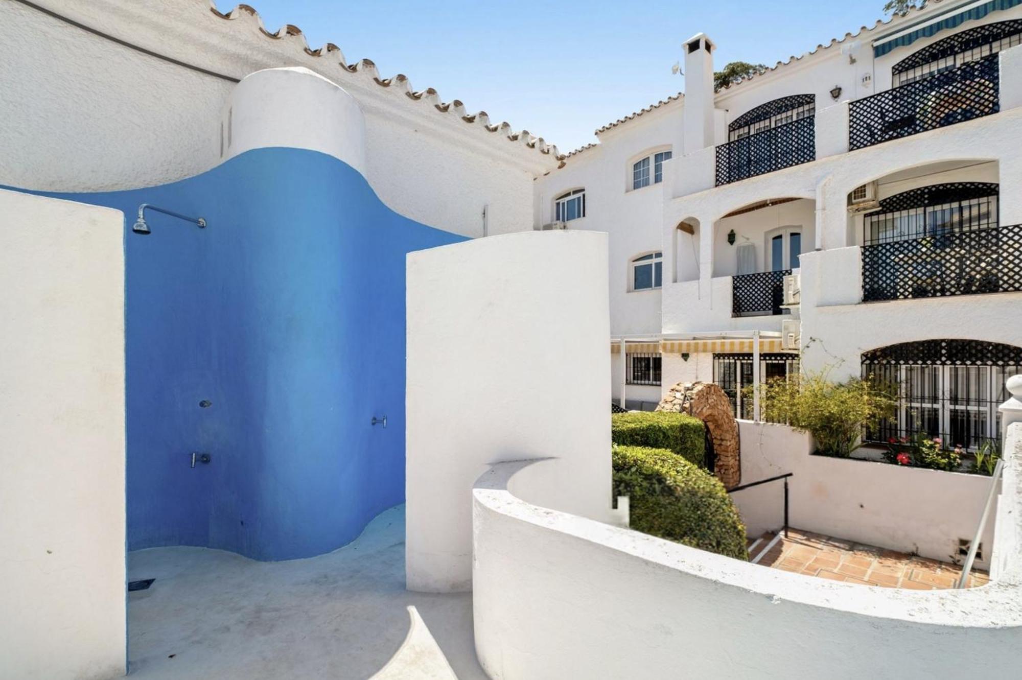 Вілла Casa Lena Town House With Pool Нерха Екстер'єр фото